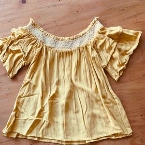 NWOT Lulus golden yellow off the shoulder top.